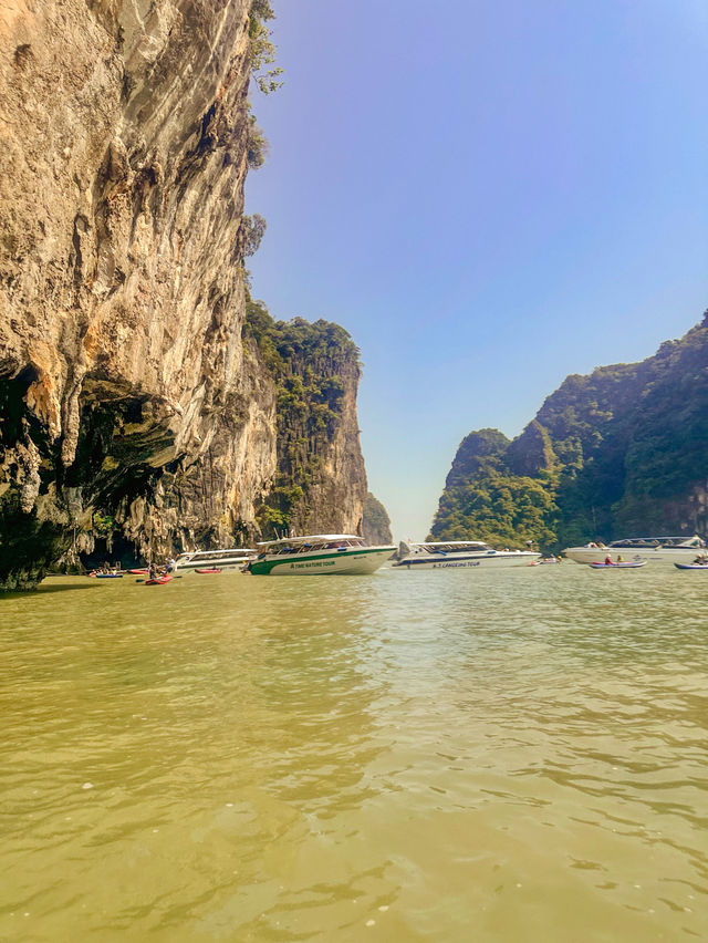 A Splash of Adventure in Phuket! 🌊