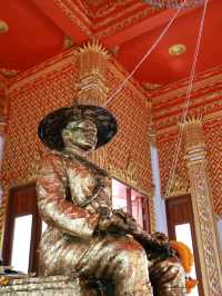 สักการะพระเจ้าตากสิน วัดลุ่ม