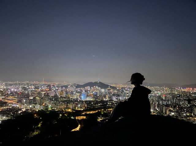 인왕산 정상에서 바라보는 서울