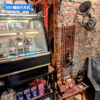 台南-孔廟園區對面的深夜咖啡店：Abby coffee