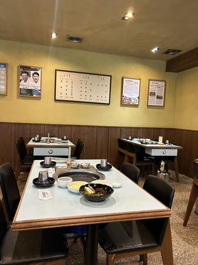 【釜山グルメ】韓国の大人気サムギョプサル専門店🐷