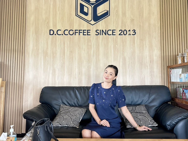 D.C. coffee คาเฟ่สไตล์มินิมอล