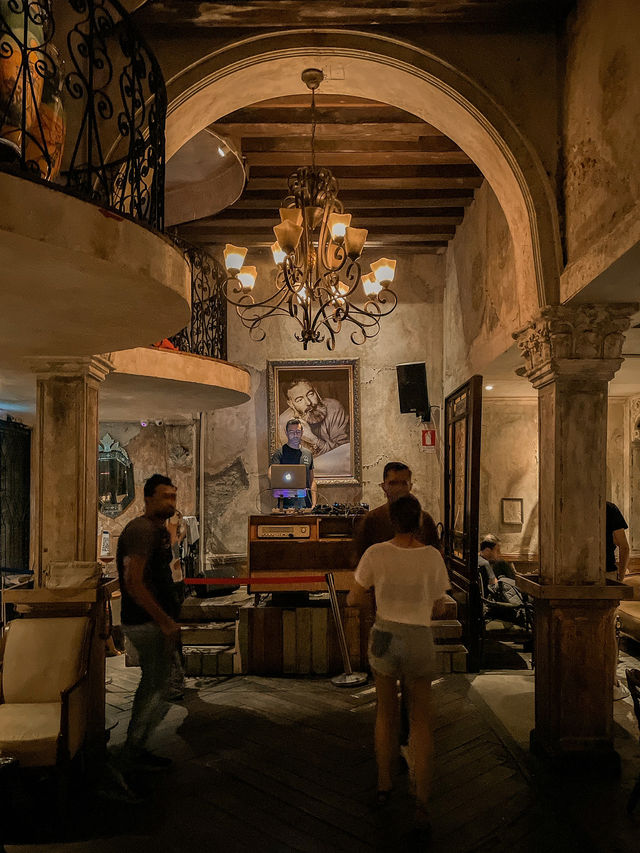 📍 Havana Social
