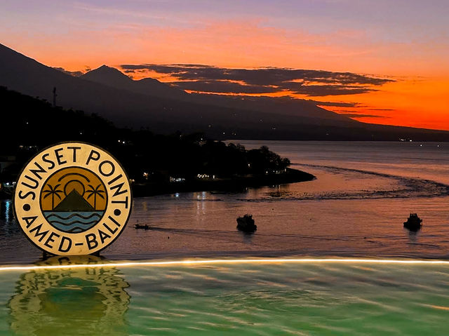 Golden Horizons at Sunset Point, Amed
