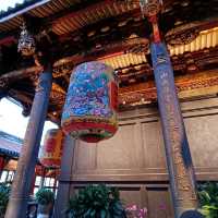 Lungshan Temple: A Spiritual Haven with Breathtaking Architecture
