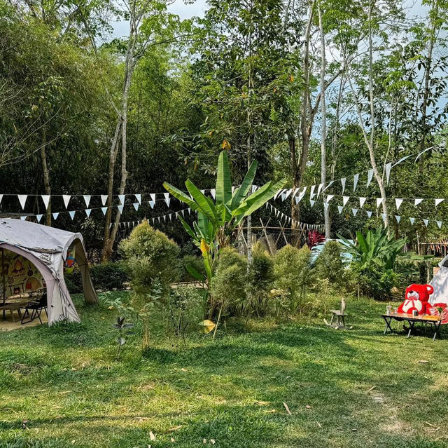 คลองหลังบ้าน Cafe camp