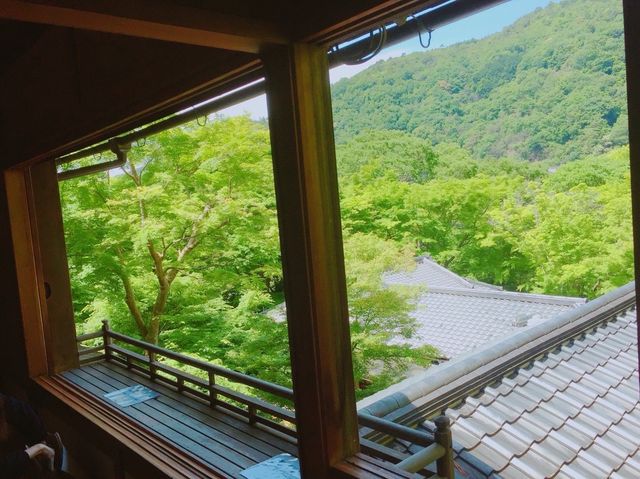 【京都】大自然を感じるパワースポット！瑠璃光院