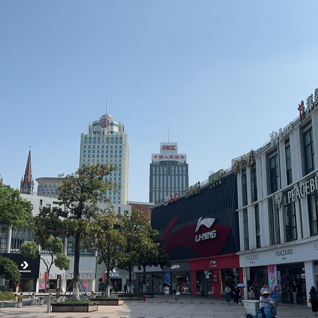 Tianyi Square ที่เที่ยวทีห้ามพลาดเมื่อมา Ningbo 🌆