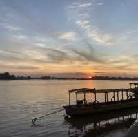 “Si Phan Don: Discover the Tranquil Beauty of Laos’ 4,000 Islands”