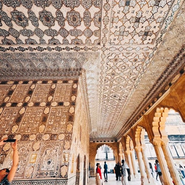 ARTISTIC STYLE AMER FORT.