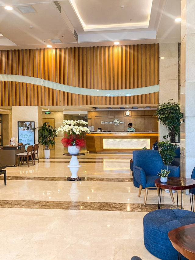  ที่พักติดทะเล Diamond Sea Hotel ดานัง