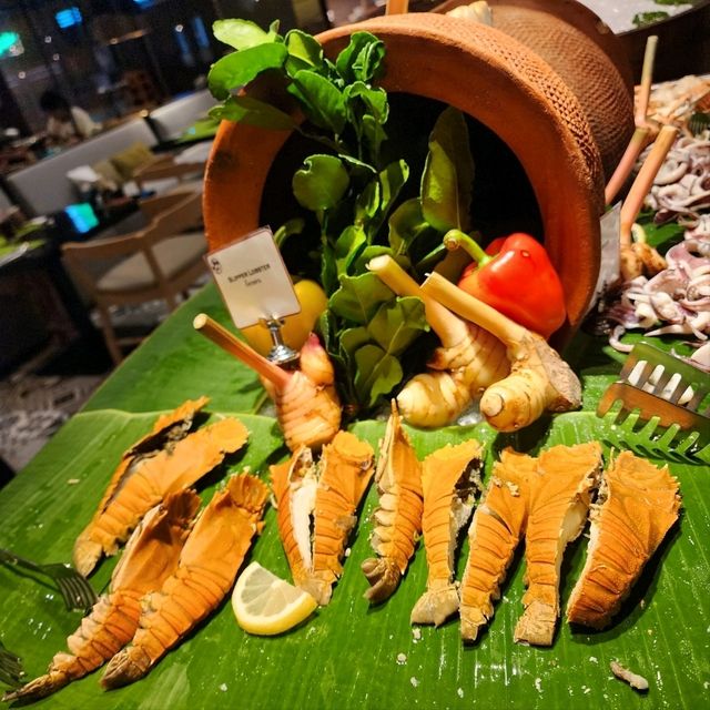 เชียงใหม่มีบุฟเฟต์ซีฟู๊ดในโรงแรม - Eat at Rincome