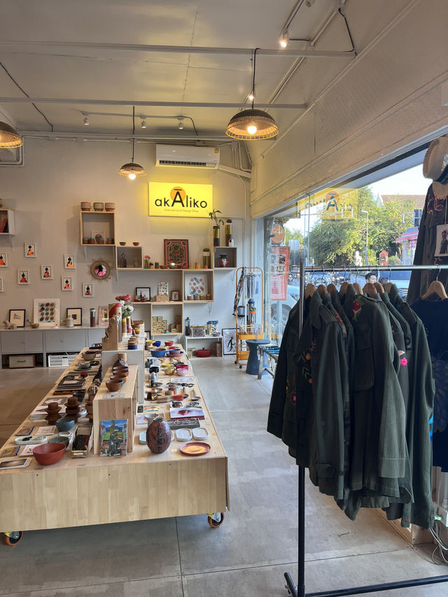 치앙마이의 귀여운 카페이자 소품샵 'Akaliko design shop'🇹🇭