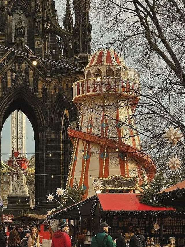 Tinsel, Tartans, and Treats: Edinburgh’s Enchanting Christmas Market