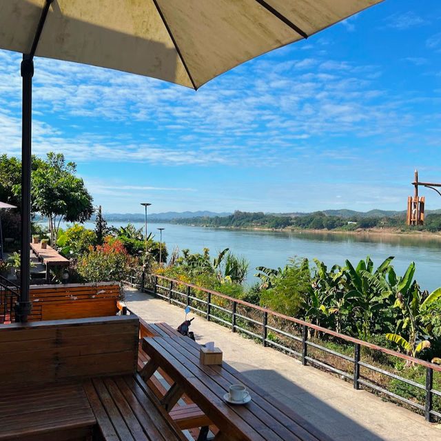 With A View Cafe & Hotel @Chiangkhan