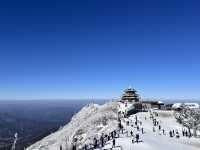 겨울산 하면  상고대 하면 대표로 떠오르는 🏔️덕유산 🚠