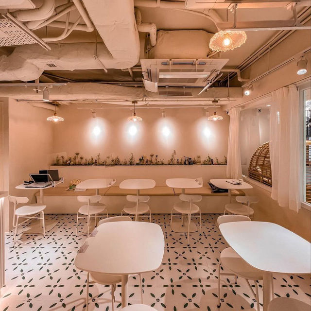 T.W.I.G Cafe Wan Chai