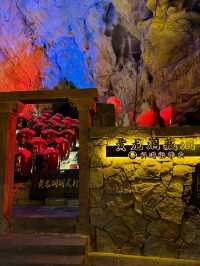 Enchanting Wonders of Zhangjiajie Cave 