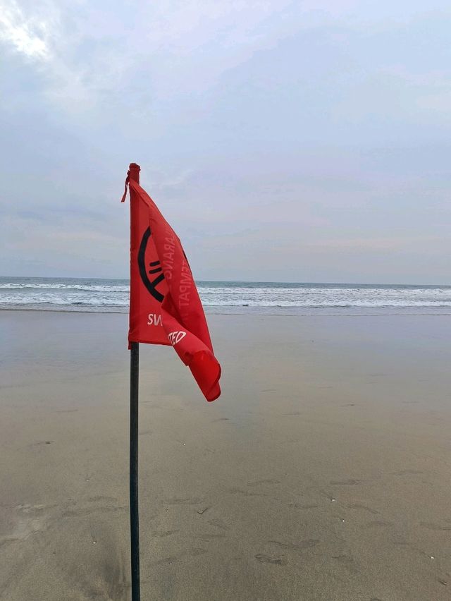 Legian - Seminyak beachwalk, a nice dose of Bali. 