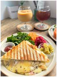 【東京/本郷】話題のおしゃれカフェ！＊trevo COFFEE&MEALS＊