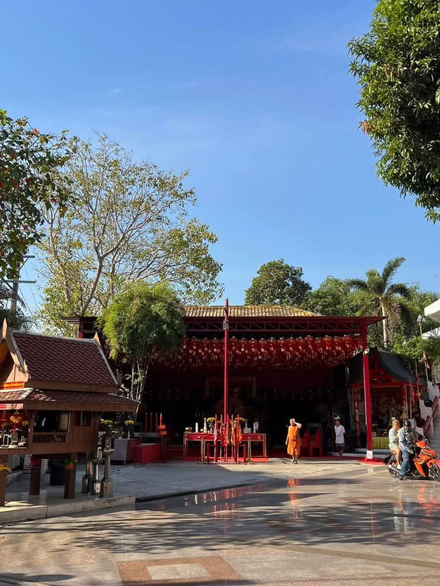The King Taksin Shrine 