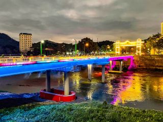 從河口邊境公園俯瞰越南。
