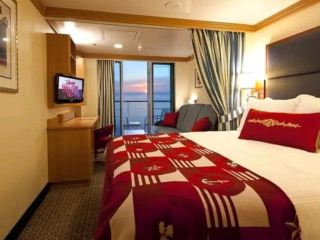 Disney Dream – Disney Cruise Line