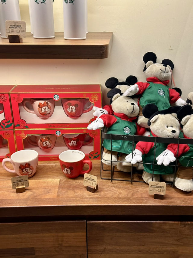 【上海ディズニー・グルメ】 スターバックス☕️