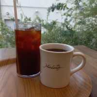 カフェ マダン