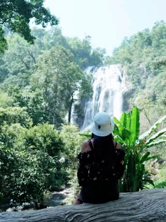 น้ำตกที่สวยและไม่ต้องเดินเยอะจอดรถแล้วถึงเลย