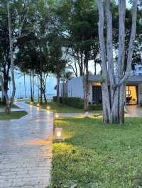 Rayong Chalet Hotel — ที่พักติดทะเล