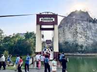 อุทยานหินเขางู ราชบุรี ไม่เจองู เจอแต่ลิง