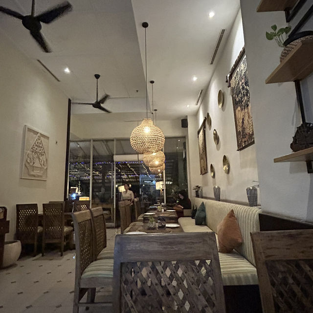 Daun Curry Restaurant to taste three countries’ cuisine