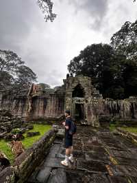 Prasat Preah Khan 12th century sword city in Asia 