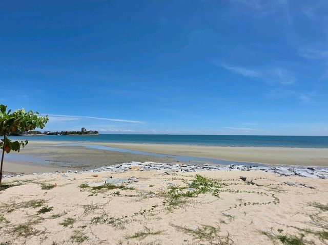 beatiful sunny day at port dicskon