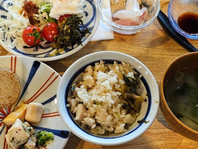 소도시의 아름다움을 가진 마쓰야마시
