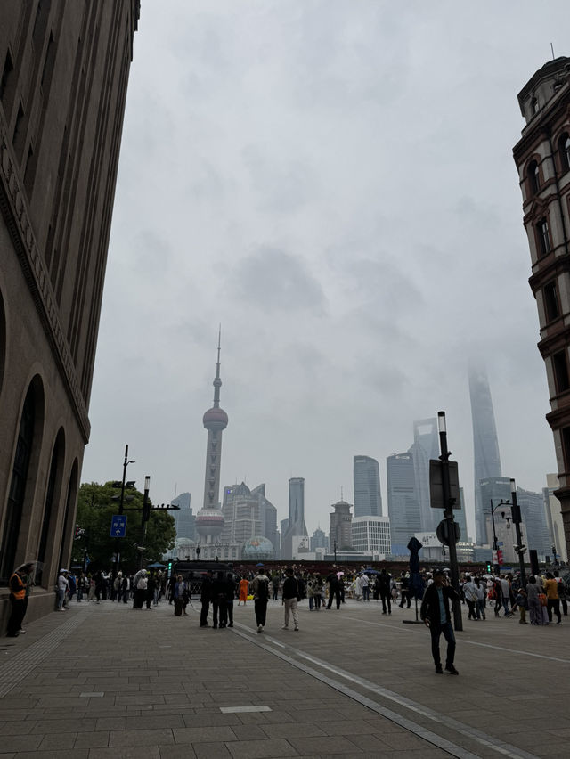 8 Days in Shanghai