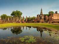 🏛️🌿 SUKHOTHAI WEEKEND ESCAPE: Cycling Through Thailand's Golden Age! 