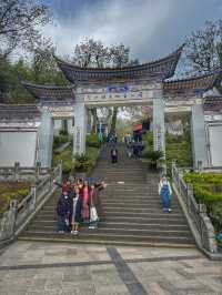 Floating into Spring: Riding the Cangshan Gantong Cable Car in Dali