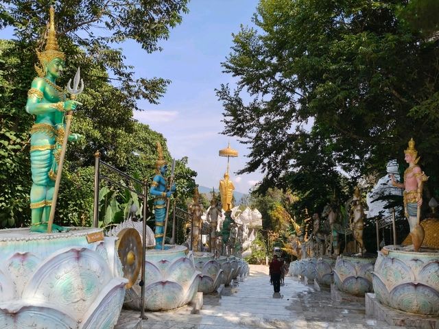 วัดสวยกลางหมอก @วัดป่าภูทับเบิก