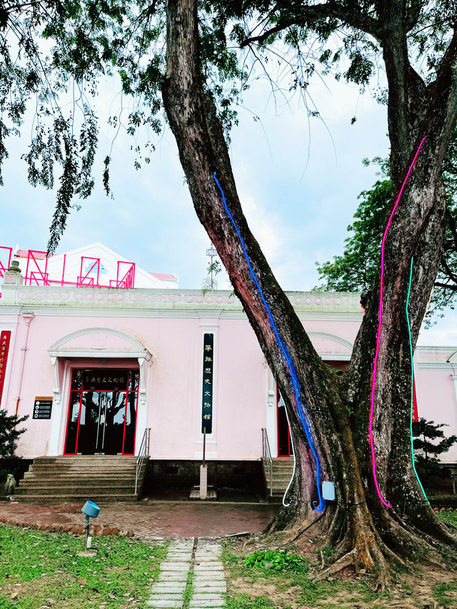 Uncover the Legacy of Chinese Settlements at Kuching’s Chinese History Museum