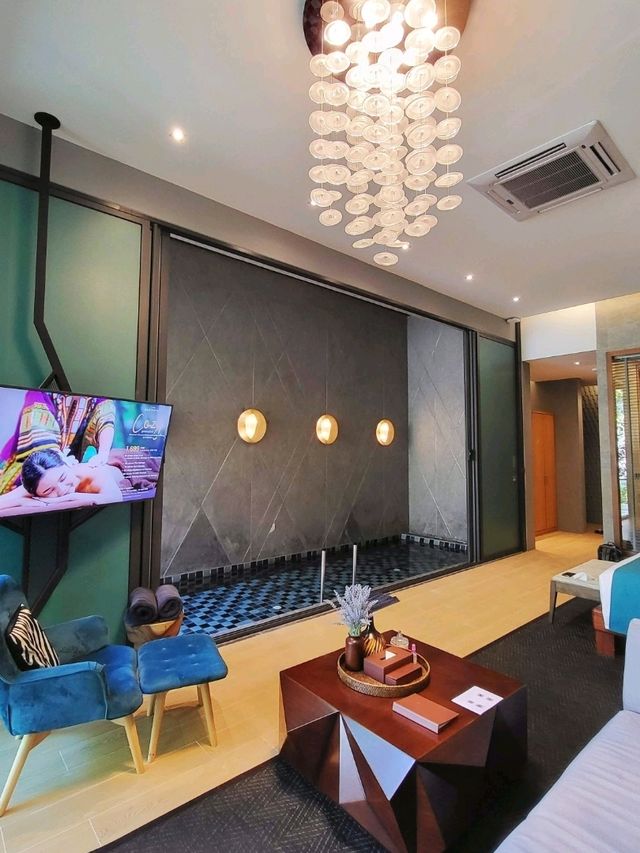 อัญมณีพัทยา The Gems Mining Pool Villas Pattaya