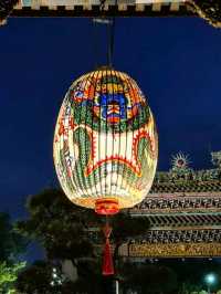 🌸 Tranquility in the Heart of Taipei – Longshan Temple Magic