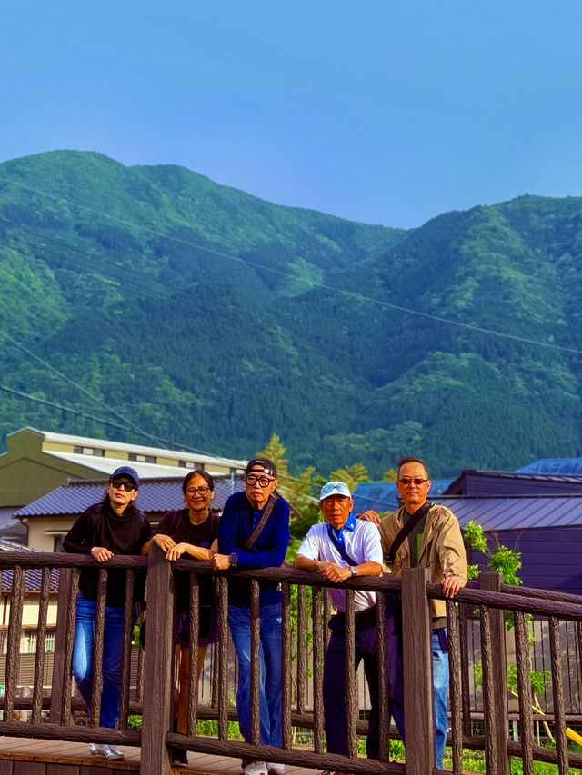 由布院東西山峰