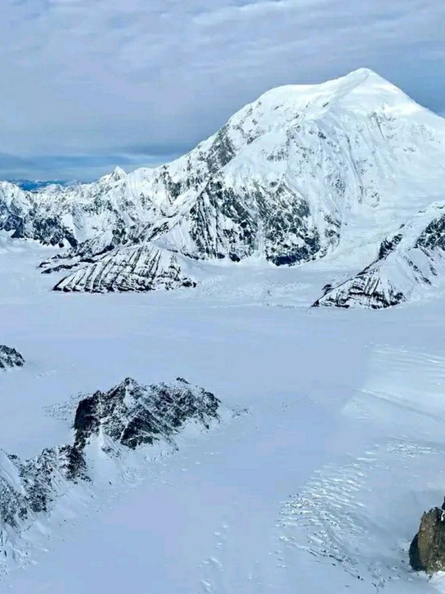 Into the Wild: Hiking Denali’s Untamed Trails"l