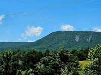 Skyline Adventures: Hiking Through Shenandoah’s Blue Ridge Beauty