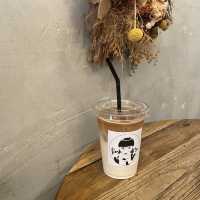 塩キャラメルクリームチーズプリンが美味しいカフェ