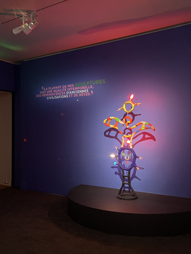 นิทรรศการศิลปะของ Niki de Saint Phalle ที่ Aix