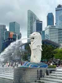 When in Singapore… Say Hi to the Spitting Lion