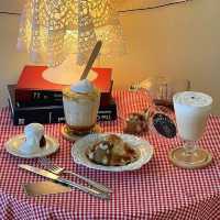 Chapter one Cafe